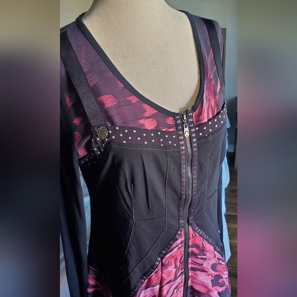 C'fait Pour Vous Black and Pink Long Sleeve Dress Size M - Picture 4 of 8
